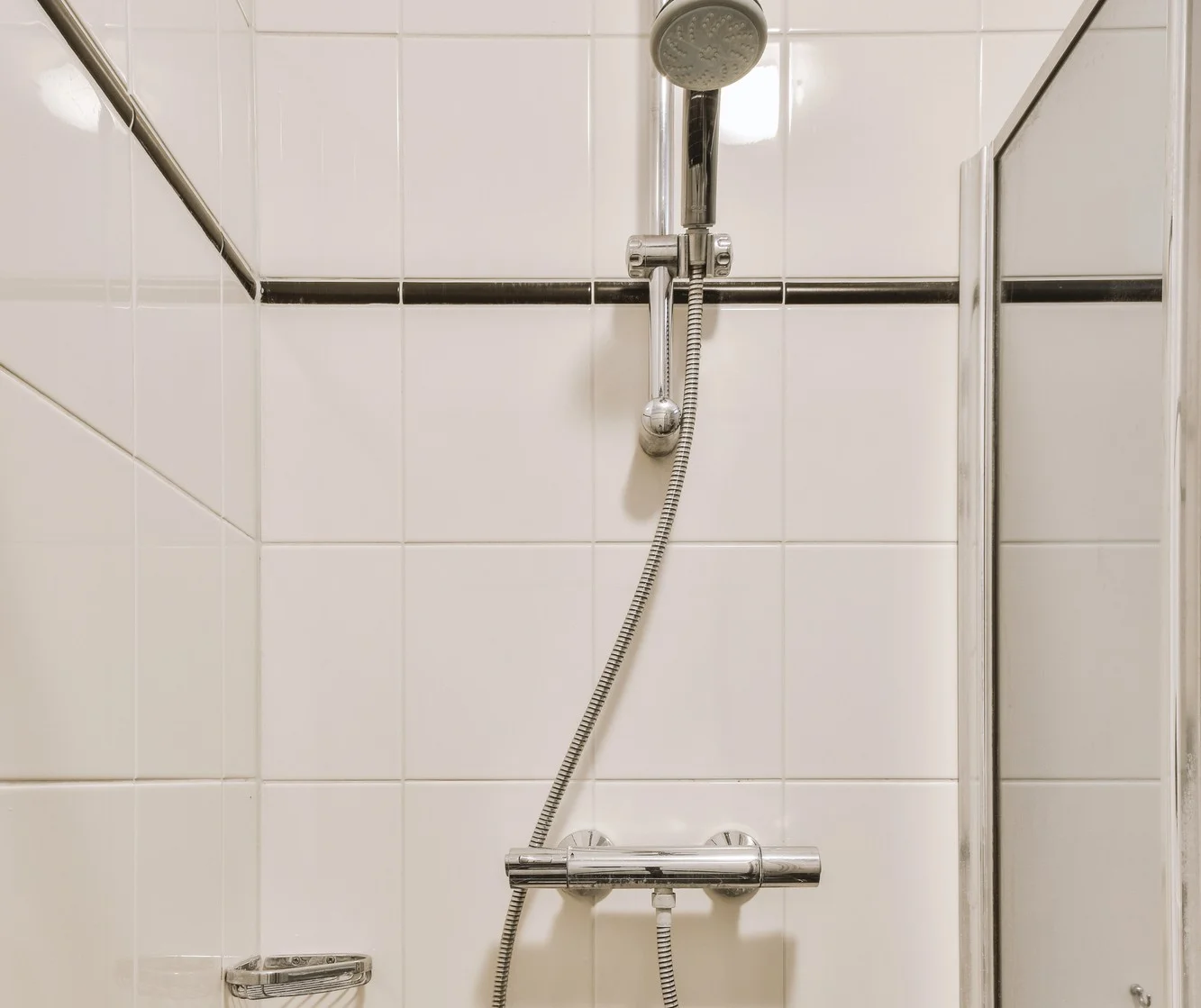 Professional shower repair and installation